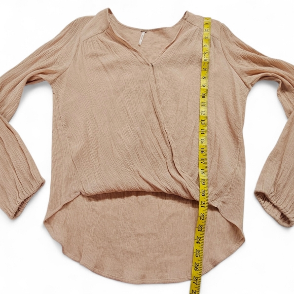 Free People Check On It Long Sleeve Open Wrap Top In Pink Peach Size Medium - Picture 9 of 9